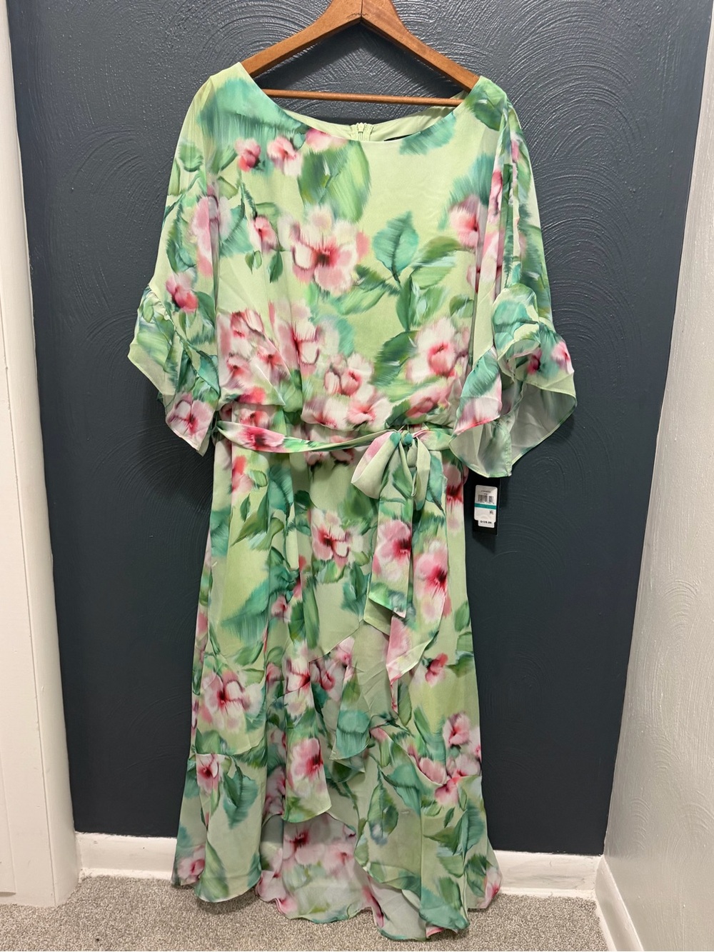 Jessica Howard Mint Green Floral Dress